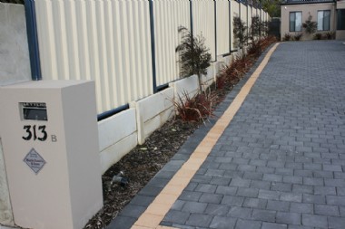 Retaining wall